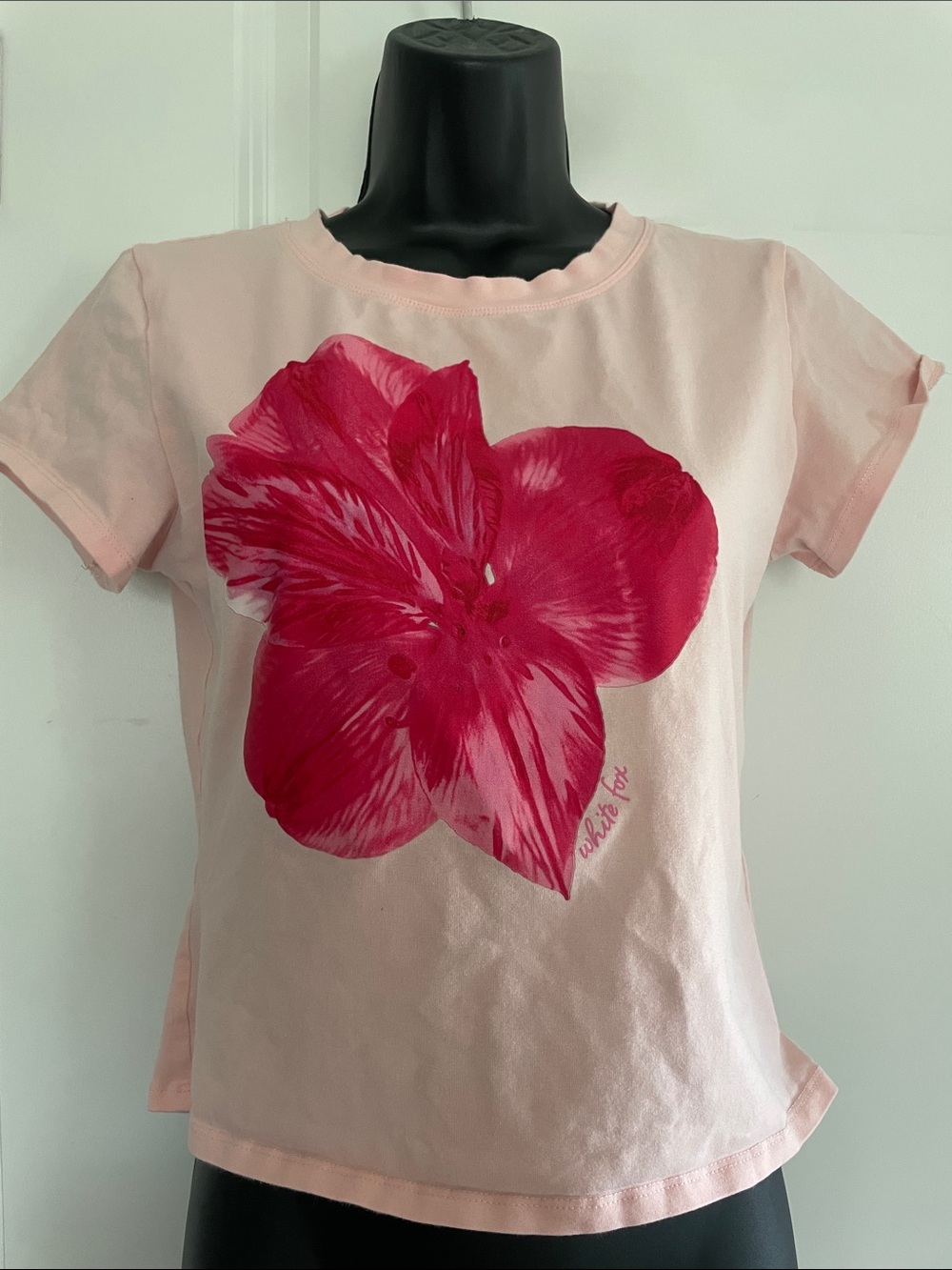 White Fox Pink Floral Graphic Short Sleeve Tee